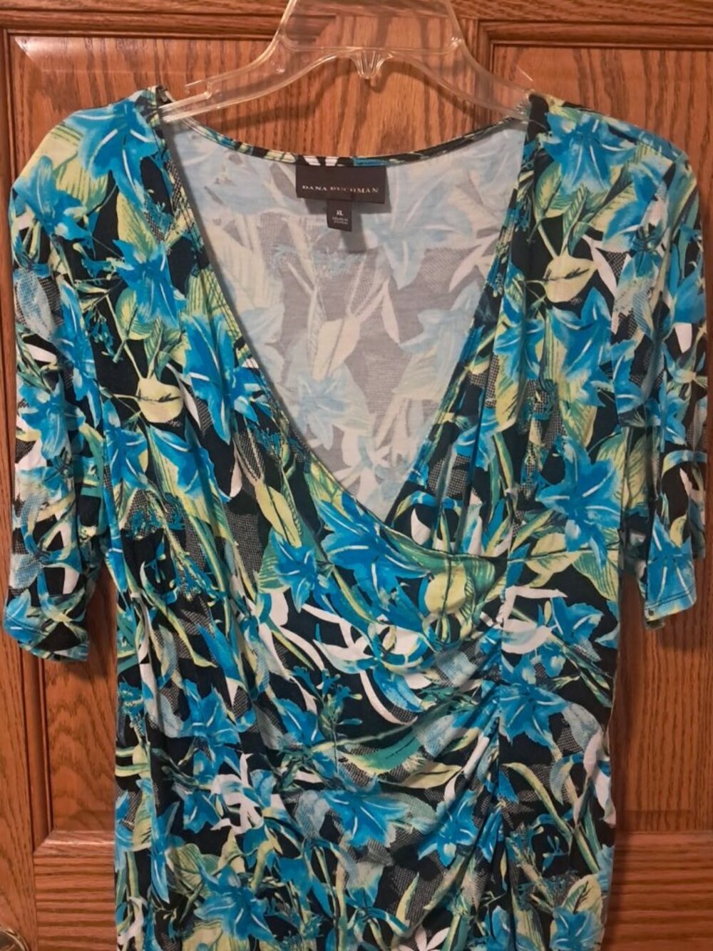 womens top - Picture 3 of 4